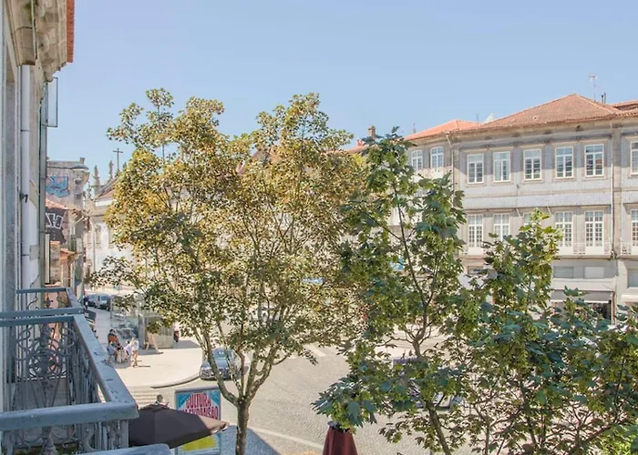 Lejlighed Liiiving In - Carlos Alberto