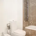 Liiiving In - Carlos Alberto Apartman *
