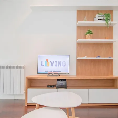 Apartamento Liiiving In - Carlos Alberto *