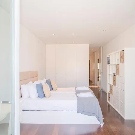 Apartment Liiiving In - Carlos Alberto *