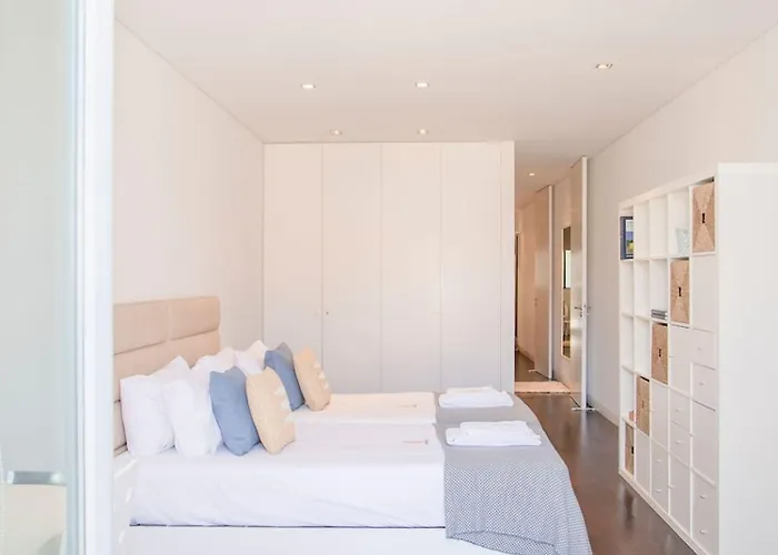 Liiiving In - Carlos Alberto