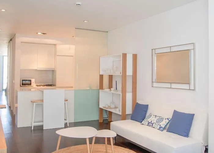 Apartment Liiiving In - Carlos Alberto *