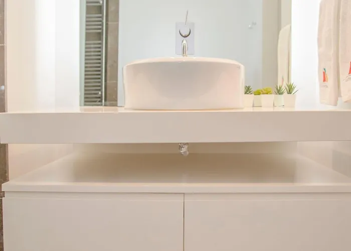 Apartment Liiiving In - Carlos Alberto