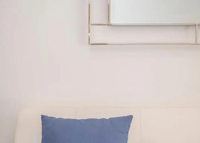 Liiiving In - Carlos Alberto Apartament